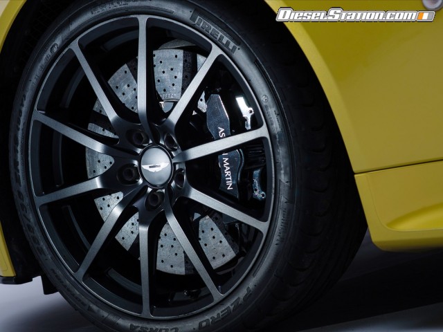 Aston Martin V12 Vantage S 2014 Picture #127 Aston Martin V12 Vantage S 2014 Picture #127